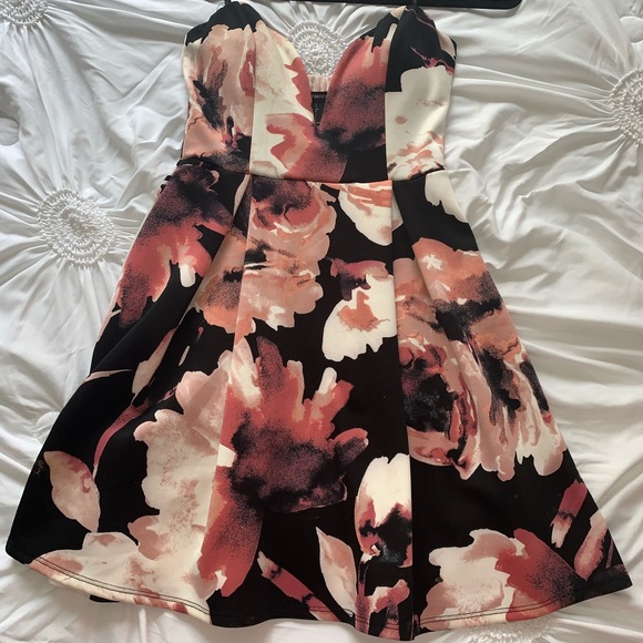 Black Floral Strapless Dress - Picture 2 of 2